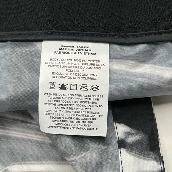 Nike Shield Full Zip Running Jacket - Picture 9 of 10